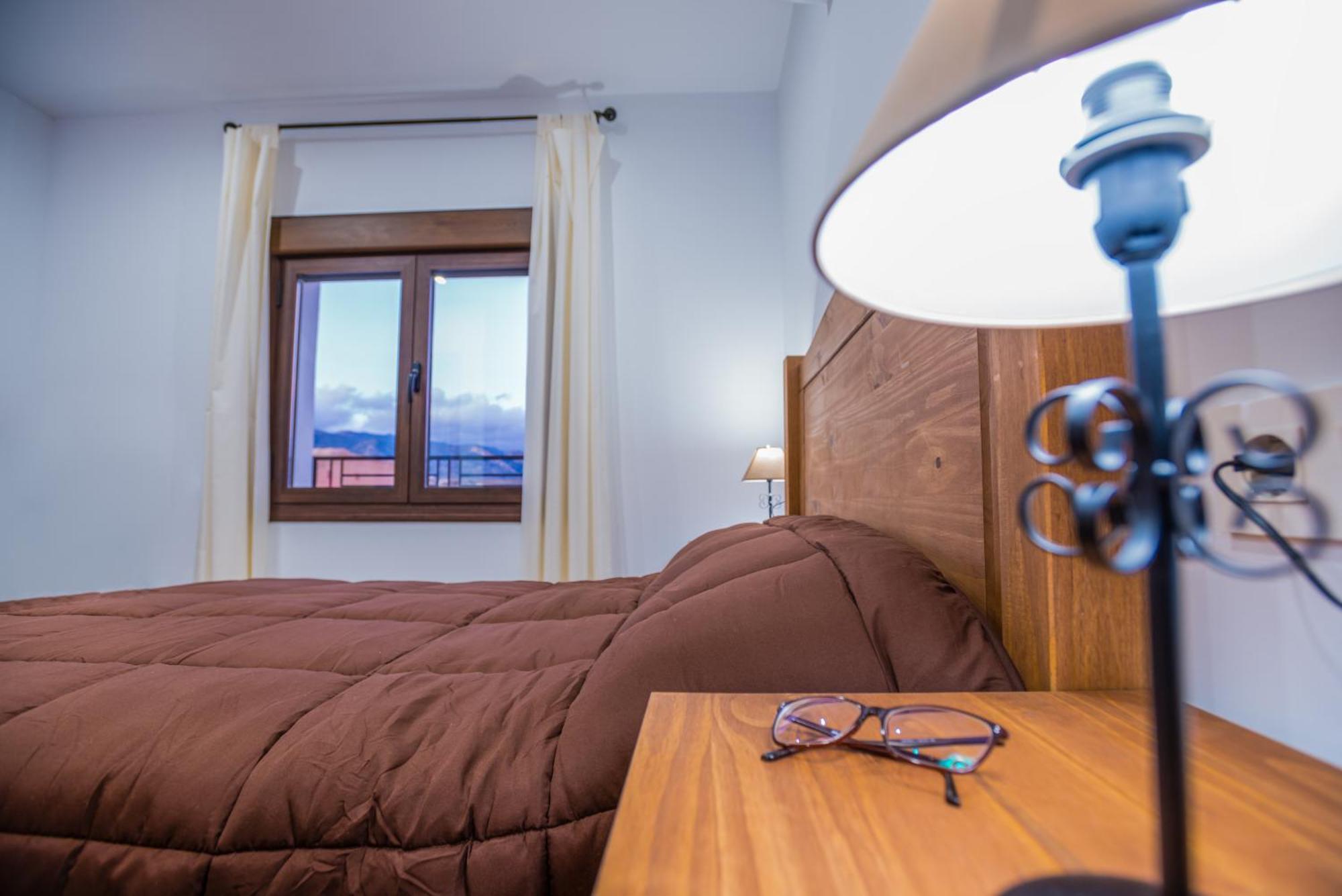 Apartamentos Turisticos Rurales Camino Rio Peralta Посо-Алькон Экстерьер фото